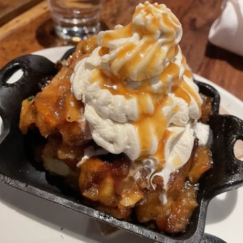 Von's 1000Spirits - Salted Caramel Apple Strudel - New American Near Me - Seattle, Washington Von's 1000Spirits - Salted Caramel Apple Strudel - New American Near Me - Seattle, Washington