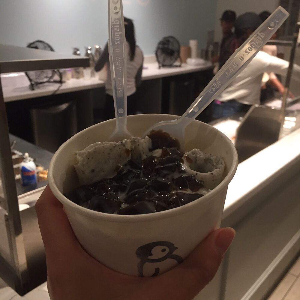 Arctic Bites - Miss black - Black Sesame flavour with grass jelly - Ice Cream & Frozen Yogurt Near Me - Toronto, Ontario