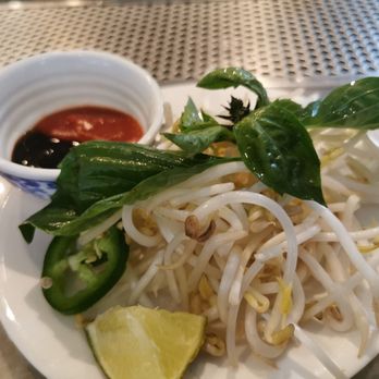 Anh and Chi - Vietnamese Near Me - Vancouver, British Columbia