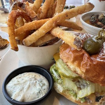 Moxies - Cheeseburger with fries - Cocktail Bars Near Me - Dallas, Texas