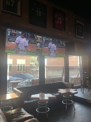 Big Al’s Down The Hatch by null