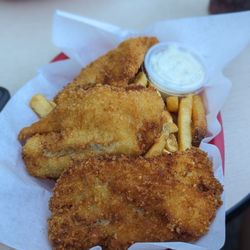 West Seattle Fish House - 3 Piece Cod Fish & Chips