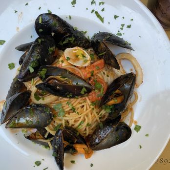 Ai Cugnai - Seafood Spaghetti - Trattorie Near Me - Venezia, VE Ai Cugnai - Seafood Spaghetti - Trattorie Near Me - Venezia, VE