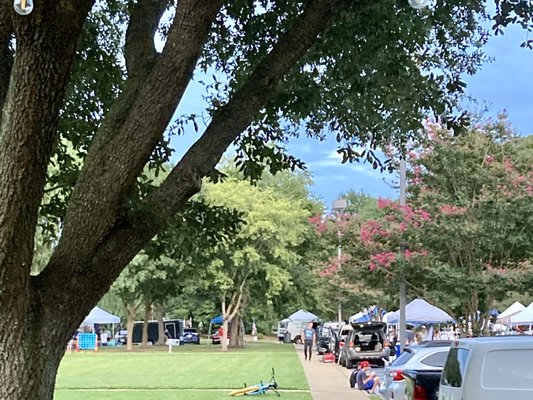 Kings Grant Farmers Market by null