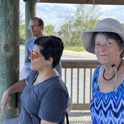Grant Historical House - Monica & Soco & Chris enjoying the pier