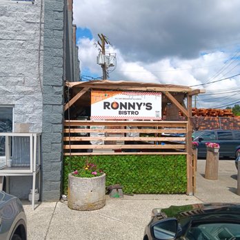 Ronny’s Bistro - Breakfast & Brunch Near Me - Maple Ridge, British Columbia Ronny’s Bistro - Breakfast & Brunch Near Me - Maple Ridge, British Columbia