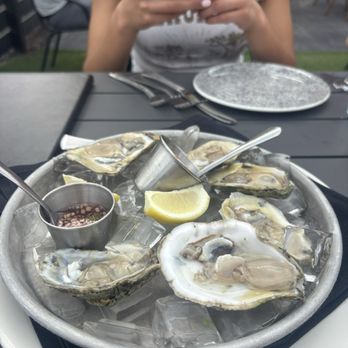 Bocca - Raw oysters - Italian Near Me - Indianapolis, Indiana