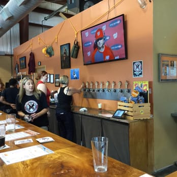 Adventure Brewing Company - Fredericksburg roller derby girls serving - Breweries Near Me - Fredericksburg, Virginia Adventure Brewing Company - Fredericksburg roller derby girls serving - Breweries Near Me - Fredericksburg, Virginia