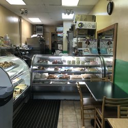 Sinai Bakery - The shop - small but good