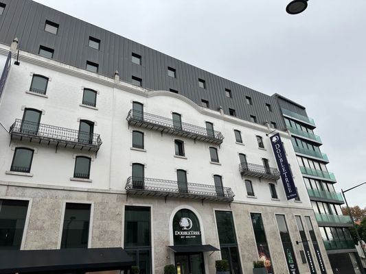 DoubleTree by Hilton Lisbon - Fontana Park by null