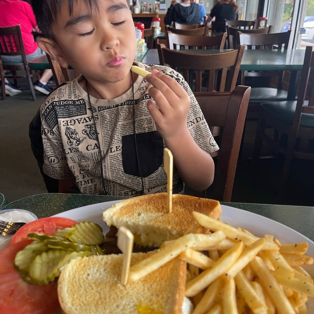 BLT  w/ an egg!  Yummy. The pickles are delicious.
