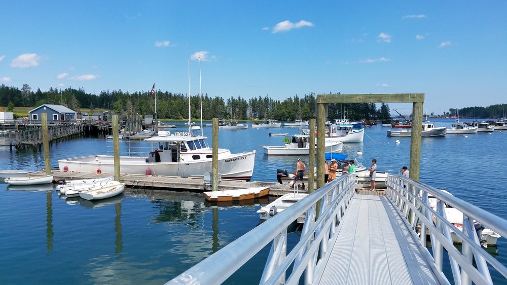Richard Carver Harbor Park Logo