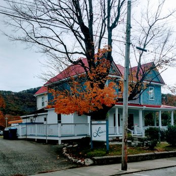 Louise's Kitchen - Outside shot in the Fall... - Breakfast & Brunch Near Me - Black Mountain, North Carolina Louise's Kitchen - Outside shot in the Fall... - Breakfast & Brunch Near Me - Black Mountain, North Carolina