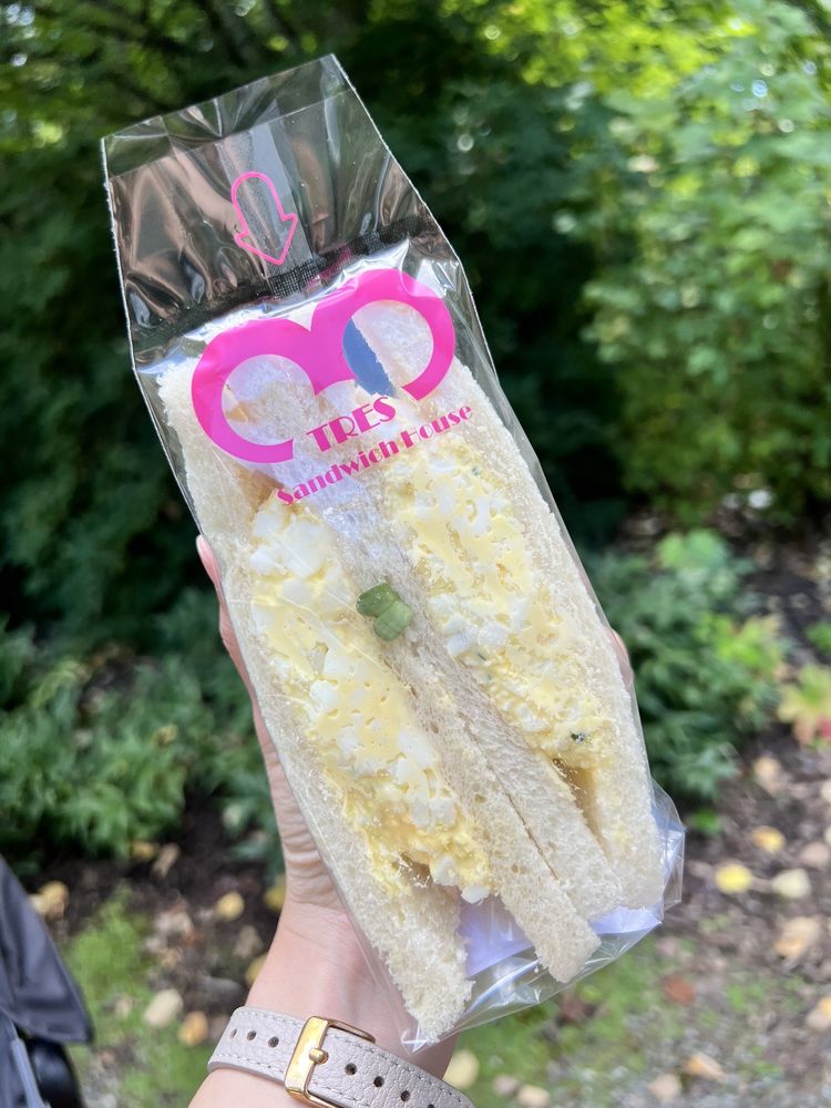 TRES Sandwich House