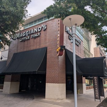 Maggiano's Little Italy - Italian Near Me - Austin, Texas