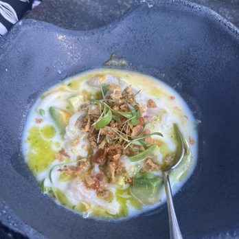 Harriet's Rooftop - Ceviche - Cocktail Bars Near Me - Toronto, Ontario