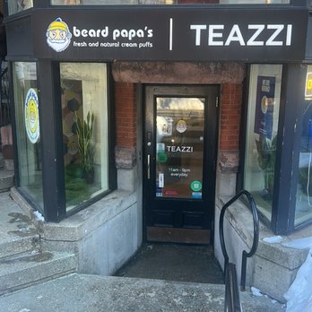 Beard Papa's - Desserts Near Me - Boston, Massachusetts