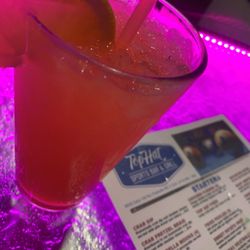 Top Hat Sports Bar & Grill