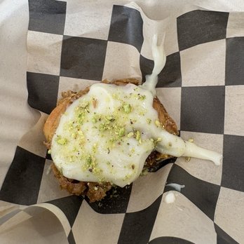 Pace Cafe - Cinnamon roll - Coffee & Tea Near Me - Cleveland, Ohio