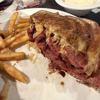 Lou's Diner - Rueben - 1/2 gone ;) - Diners Near Me - Las Vegas, Nevada Lou's Diner - Rueben - 1/2 gone ;) - Diners Near Me - Las Vegas, Nevada