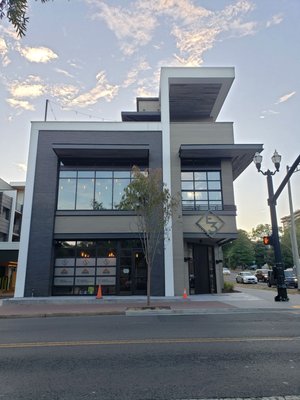 E3 Chophouse by null