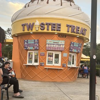 Twistee Treat - Clermont - Ice Cream & Frozen Yogurt Near Me - Clermont, Florida Twistee Treat - Clermont - Ice Cream & Frozen Yogurt Near Me - Clermont, Florida