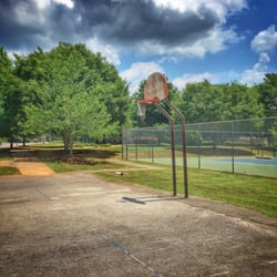 California Street Park - Finally!... An outside basketball court @ California Street Park in Huntsville, AL. 20160614