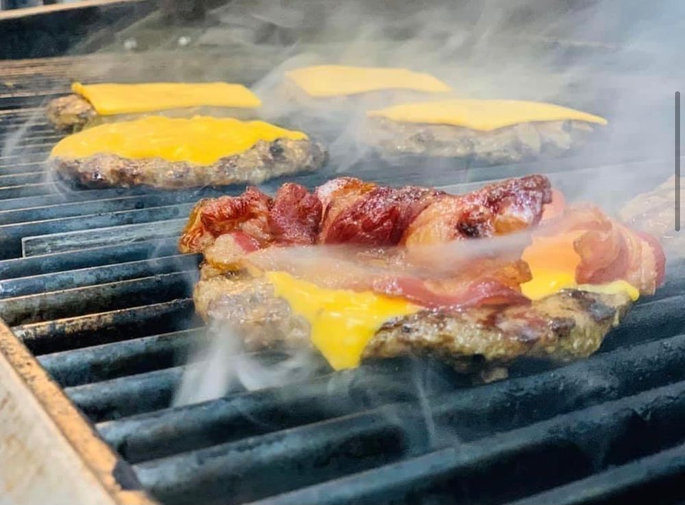 Triangular Burger TRIANGLE BURGERS - Updated June 2025 - 31 Photos & 20 Reviews - 3173 W ...