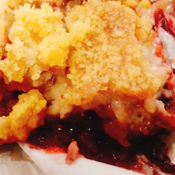 Pie Bar - Dessert Island pie with strawberries and raspberries. - Cocktail Bars Near Me - Seattle, Washington Pie Bar - Dessert Island pie with strawberries and raspberries. - Cocktail Bars Near Me - Seattle, Washington