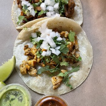 Chilangos Tacos - Tacos- Pollo and El Pastor - Tacos Near Me - Plano, Texas