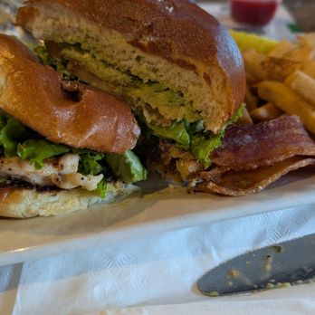 Shenanigans - Chicken Burger - Irish Near Me - Long Beach, California