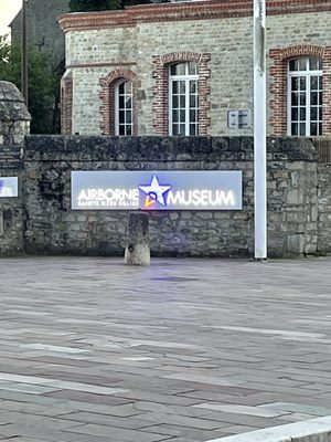 Airborne Museum by null