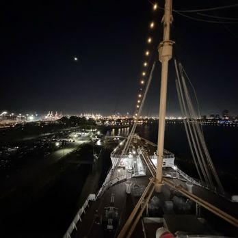 The Queen Mary - Hotels Near Me - Long Beach, California The Queen Mary - Hotels Near Me - Long Beach, California