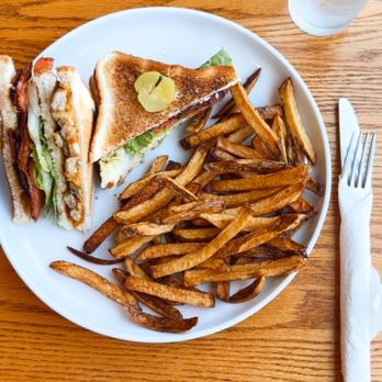 Amore Bistro Cafe - Cafes Near Me - Nanaimo, British Columbia