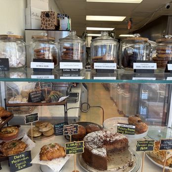 Bake It Up Bakery & Cafe - Bakeries Near Me - Castro Valley, California