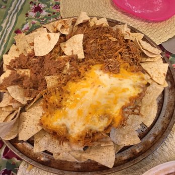 Stanley's Corner - This is the BS they call nachos to go! What a Joke! Won't make this mistake again! - American Near Me - Gladstone, Oregon