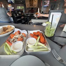 Buffalo BFG Wings (12 pcs)