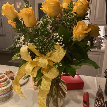 Evergreen Florist - Florists Near Me - Stoneham, Massachusetts