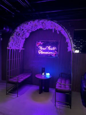 White Whale Cocktail Bar Fremont Street by null