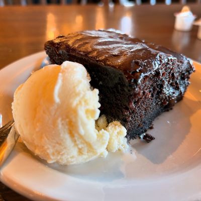 Cracker Barrel Old Country Store by null