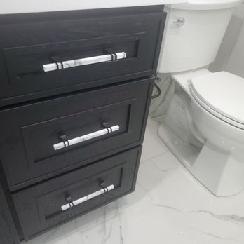 New Era Kitchen Design - General Contractors Near Me - Bloomington, California