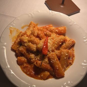 Tre Dita - Rigatoncini all'Arrabbiata - Italian Near Me - Chicago, Illinois