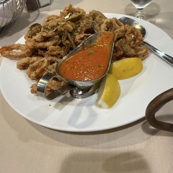 El Cid - Calamari - Spanish Near Me - Paramus, New Jersey