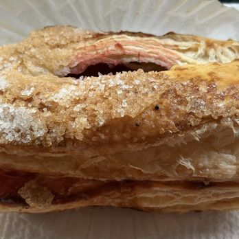 Mike's Pastry - Raspberry pastry - Bakeries Near Me - Boston, Massachusetts Mike's Pastry - Raspberry pastry - Bakeries Near Me - Boston, Massachusetts