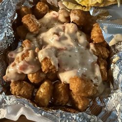 Bouchard Burgers - Tots with queso cheese