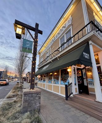 Sisters Saloon & Ranch Grill by null