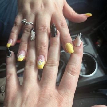 Queen Nails - Nail Salons Near Me - Brooksville, Florida Queen Nails - Nail Salons Near Me - Brooksville, Florida