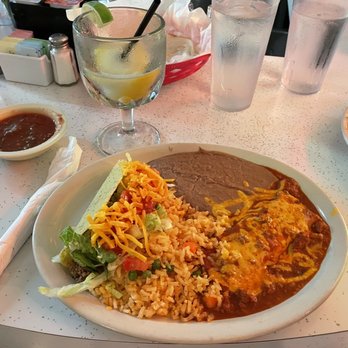Cisco's Restaurant Bakery & Bar - Jessica's Special Plate and half gone Mango Margarita - Breakfast & Brunch Near Me - Austin, Texas