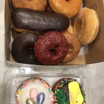 Somethin' Sweet Donuts - Donuts Near Me - Chicago, Illinois