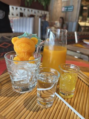 Pii Nong Thai Yonge - Eatery & Experience by null